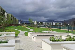 To Let 1 Bedroom Property for Rent in Admirals Park Western Cape